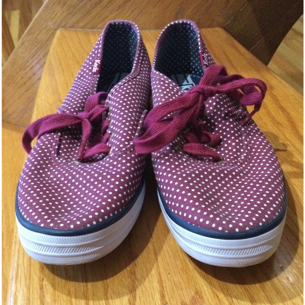 Keds Size 6.5 Women’s Burgundy Micro Polka Dot Sneakers DP
